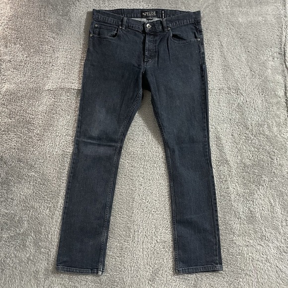 XXX Rude Jeans Mens Size 36x32 Slim Straight Button‎ Fly Blue Denim Dark Wash - Picture 1 of 9